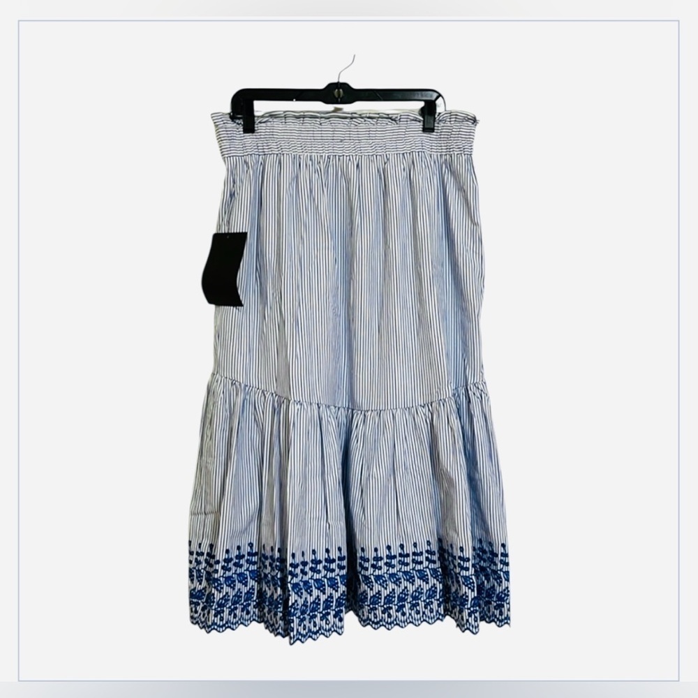 Tuckernuck Cinzia Blue Stripe Eyelet Midi Skirt Medium NWT - Picture 4 of 11